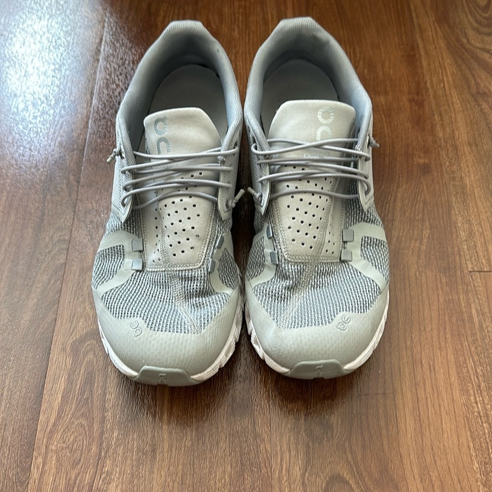 On Cloud Sneakers